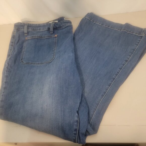 Ava  Viv High Rise Flare Jeans Size 24 Plus - Picture 1 of 6